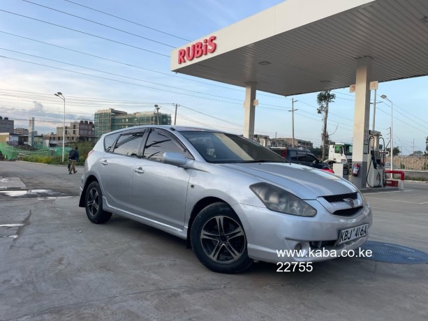 toyota-caldina-big-0