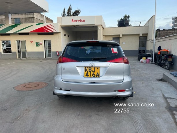 toyota-caldina-big-7