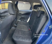 toyota-ractis-small-4