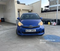 toyota-ractis-small-8