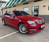 mercedes-benz-c200-small-0