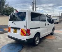 nissan-nv200-small-6