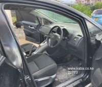 toyota-auris-small-1