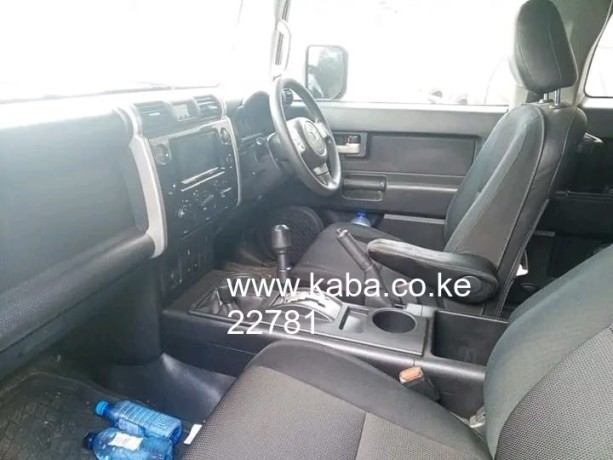 2011-toyota-fj-cruiser-for-sale-big-7