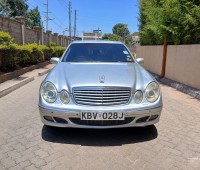 mercedes-benz-e200-small-8