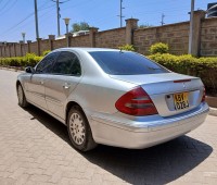 mercedes-benz-e200-small-6