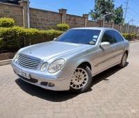 mercedes-benz-e200-small-1