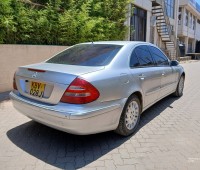 mercedes-benz-e200-small-5