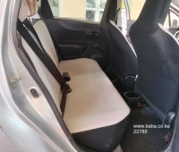toyota-vitz-small-4