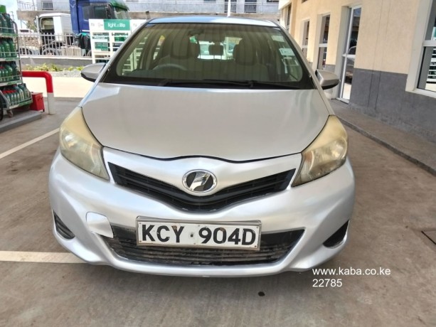 toyota-vitz-big-7
