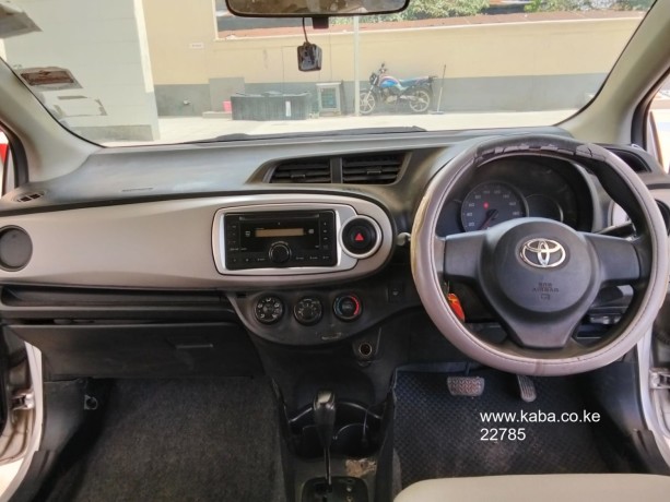 toyota-vitz-big-2