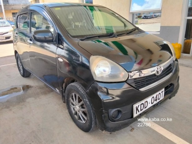 2014-toyota-pixis-big-0