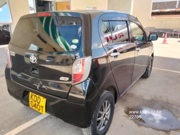 2014-toyota-pixis-big-6