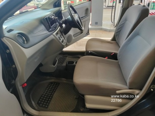 2014-toyota-pixis-big-3
