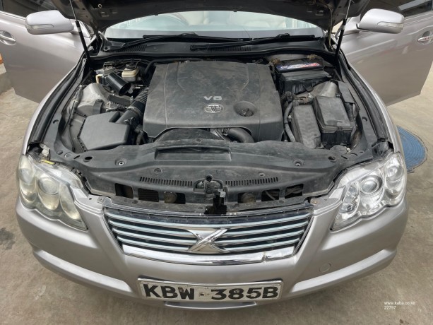2007-toyota-mark-x-big-9