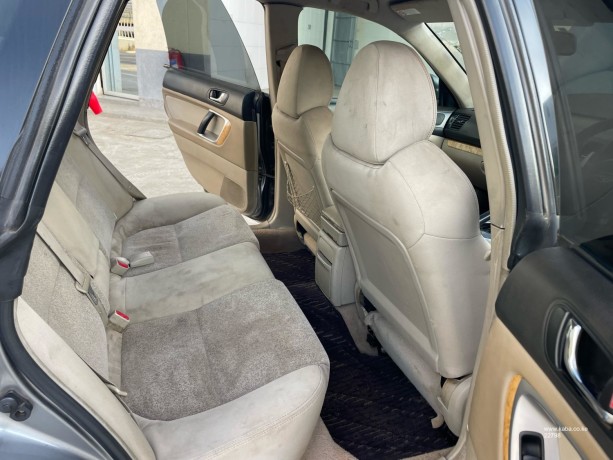 subaru-legacy-bl5-big-4