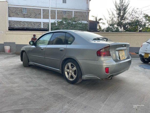 subaru-legacy-bl5-big-6