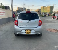 nissan-march-small-8