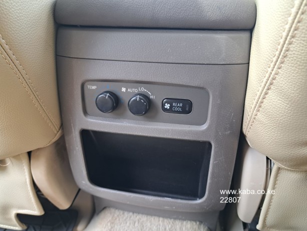 toyota-landcruiser-prado-for-sale-big-5