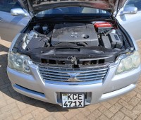 toyota-mark-x-small-9