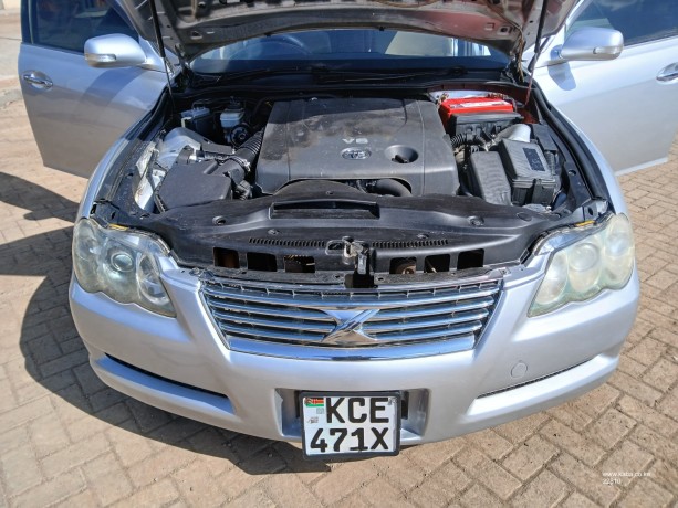 toyota-mark-x-big-9