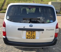 2019-toyota-probox-small-4