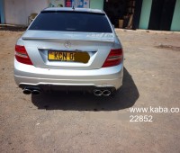 mercedess-benz-c200-small-1