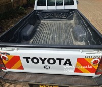 2010-toyota-single-cab-for-sale-small-3