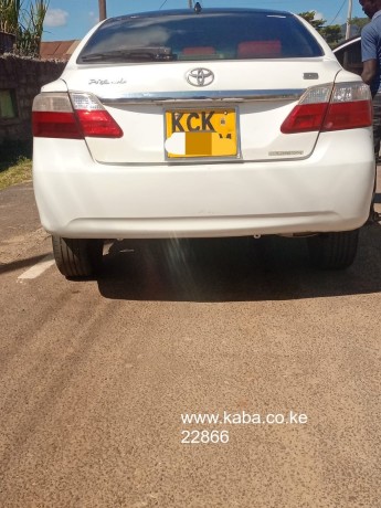 2009-toyota-premio-for-sale-big-3