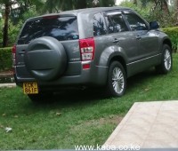 suzuki-escudo-2010-neat-small-0