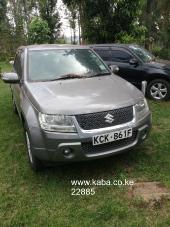 suzuki-escudo-2010-neat-big-4