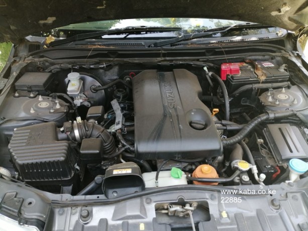 suzuki-escudo-2010-neat-big-3