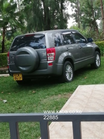 suzuki-escudo-2010-neat-big-0