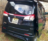 2012-mitsubishi-delica-d2-small-9