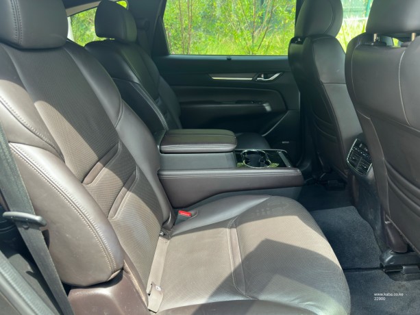 mazda-cx8-on-sale-right-now-verifiable-genuine-mileage-big-5