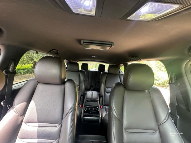 mazda-cx8-on-sale-right-now-verifiable-genuine-mileage-big-7