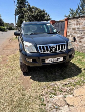 ex-uk-landcruiser-prado-j120-big-0