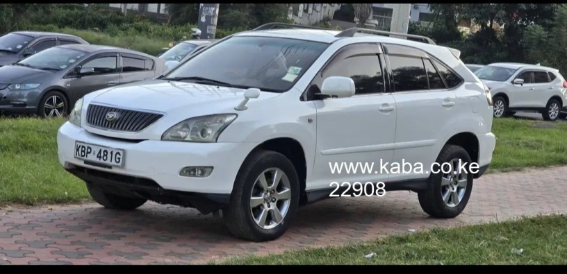 clean-toyota-harrier-all-wheel-drive-big-1