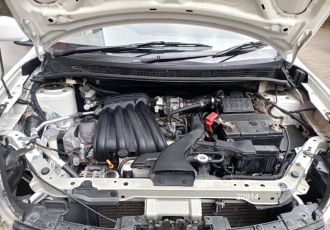 2011-nissan-advan-for-sale-big-8