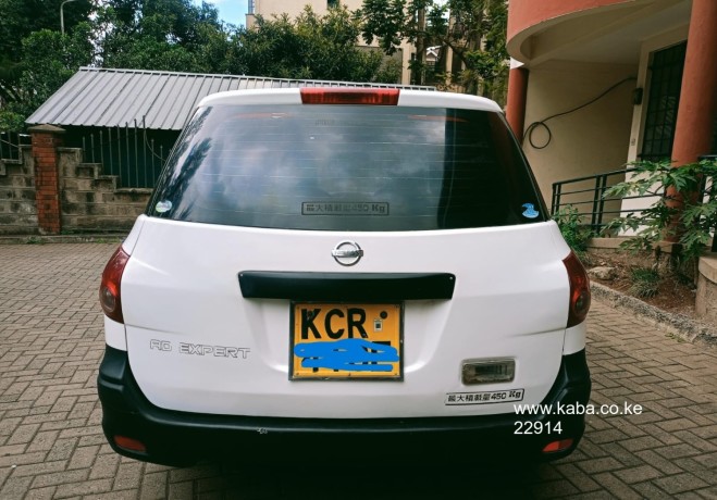 2011-nissan-advan-for-sale-big-2