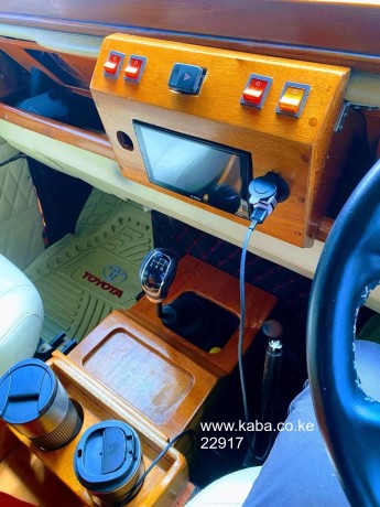 1978-landrover-defender-for-sale-big-7