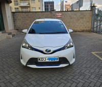 2015-toyota-vitz-for-sale-small-1