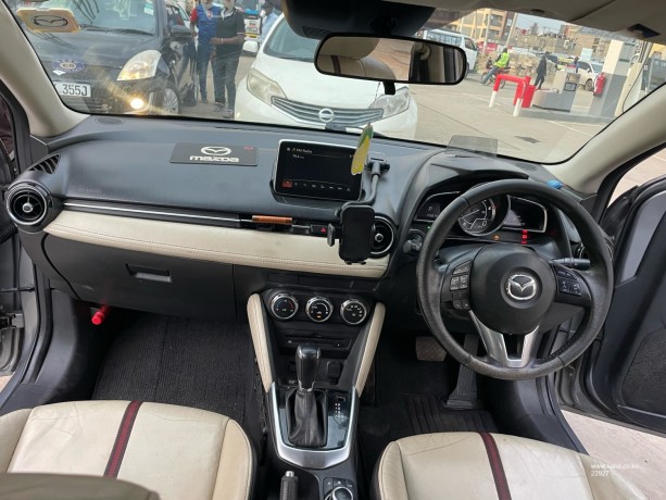 mazda-demio-diesel-big-2