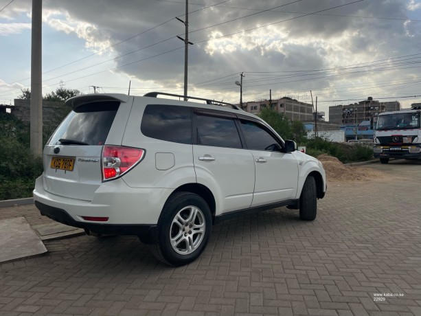subaru-forester-non-turbo-big-6