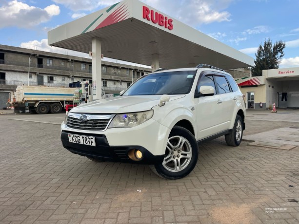 subaru-forester-non-turbo-big-1