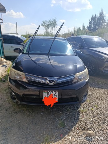 toyota-fielder-wxb-2013-big-0