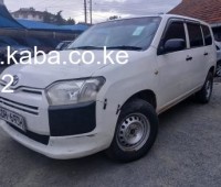 2015-toyota-probox-kdh-small-0