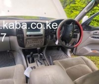 2006-toyota-landcruiser-v8-small-2