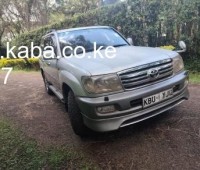 2006-toyota-landcruiser-v8-small-1