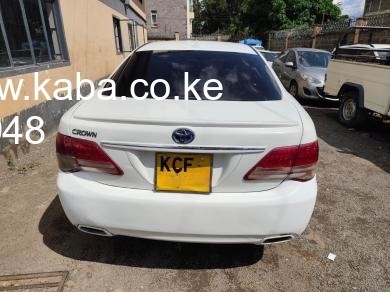 2008-toyota-crown-big-7